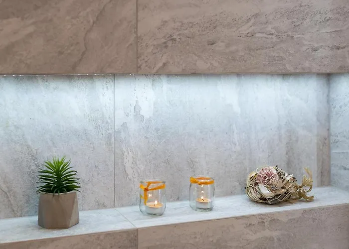 990m Npm דירה זקופאנה